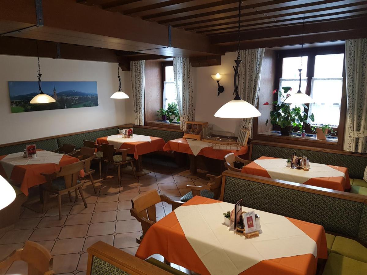 Gasthof - Restaurant Loecker Radstadt Ngoại thất bức ảnh