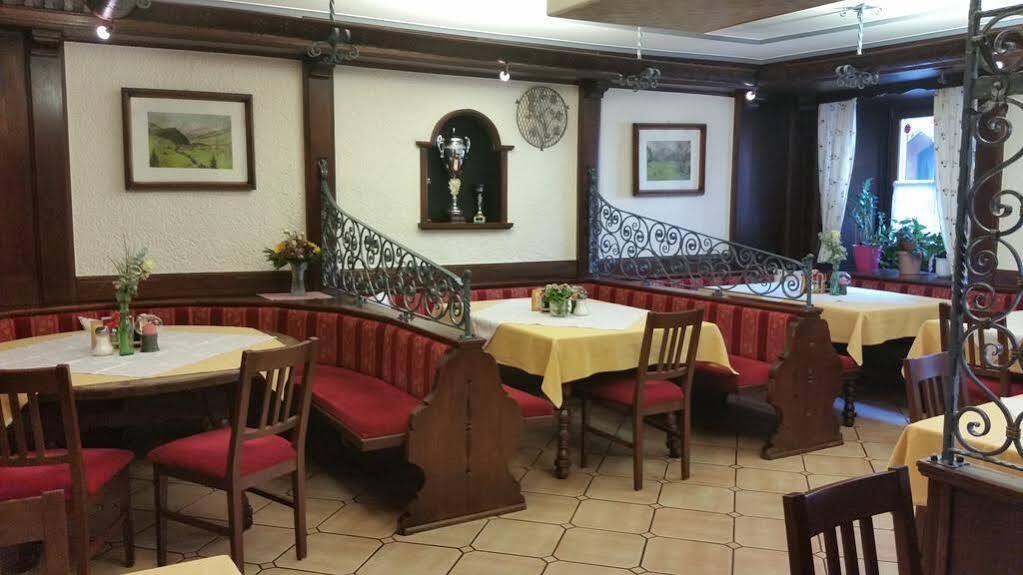 Gasthof - Restaurant Loecker Radstadt Ngoại thất bức ảnh